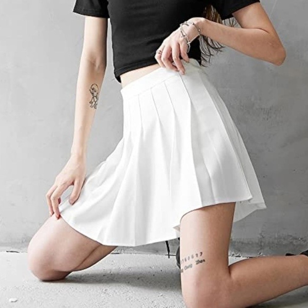 Off White Elastic High Waisted Pleated Mini Skirt School Uniform Size Medium